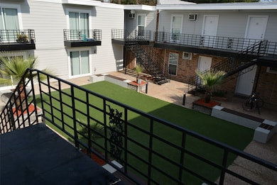 1419 Hawthorne St unit 2, Houston, TX 77006 - photo 5