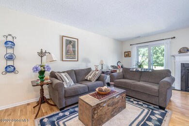 3038 Squire Blvd Slingerlands NY print-4
