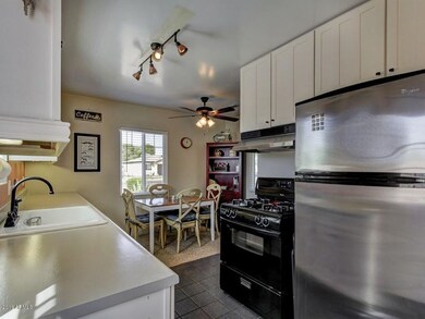 007_Kitchen