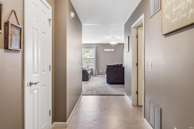 7205 Shetland Dr, Fort Wayne, IN 46814 - photo 3