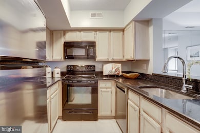 The Charleston unit 910, Arlington, VA 22201 - photo 7