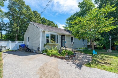 18 Allison Ct, Riverside, RI 02915 - photo 4