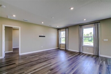 10207 Hawks Landing Dr, Land O' Lakes, FL 34638 - photo 7