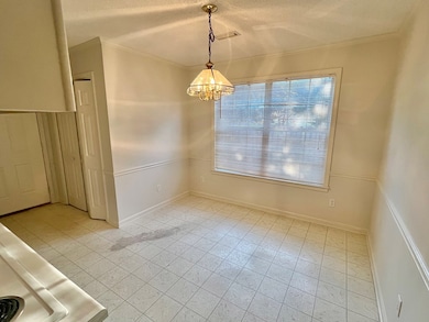 2402 Evans Dr, Dothan, AL 36303 - photo 7