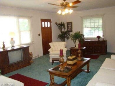 1034 Macon St, Asheboro, NC 27203 - photo 2