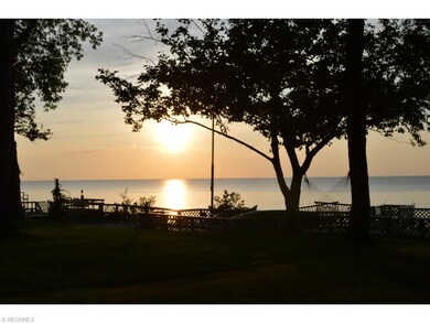 5423 E Lake Rd, Sheffield Lake, OH 44054 - photo 6