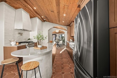 1566 Evergreen St, San Diego, CA 92106 - photo 4