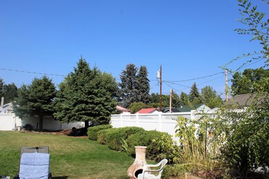 Backyard - Spacious and Well Manicured