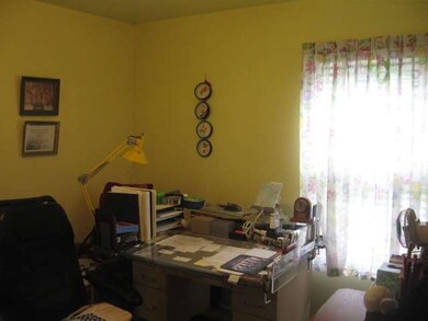 669 S Parkside Ave, Elmhurst, IL 60126 - photo 7