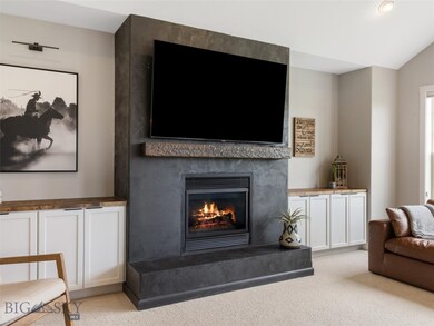 Modern gas fireplace
