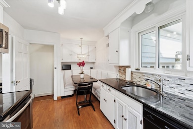 559 Broadview Rd, Upper Darby, PA 19082 - photo 5