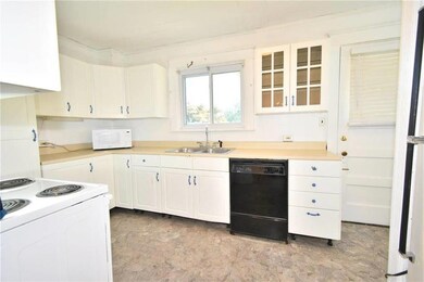 409 S 17th St, Allentown, PA 18104 - photo 6