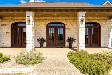 103 Cranbrook Ct, Ingram, TX 78025 - photo 2