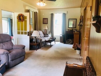 318 S Berry St, Andrews, IN 46702 - photo 7