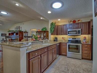 Beautiful Piggy Back Granite Counters 