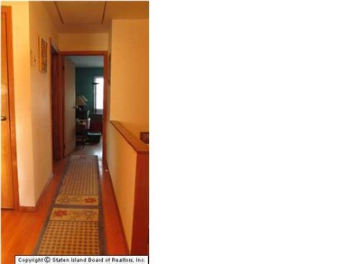 46 Chesterton Ave, Staten Island, NY 10306 - photo 2