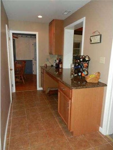 2402 Ivanhoe Ln, Wilmington, DE 19808 - photo 5