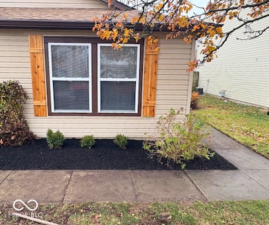4918 Flame Way, Indianapolis, IN 46254 - photo 3