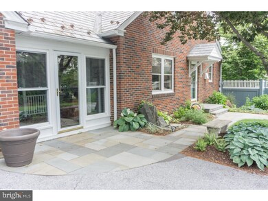 5662 Chestnut St, Zionsville, PA 18092 - photo 5