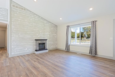 930 E North St, Ithaca, MI 48847 - photo 6