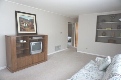 2300 George St, Rolling Meadows, IL 60008 - photo 7