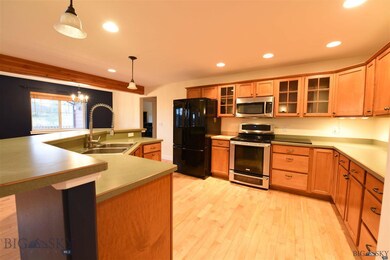 Spacious Kitchen with Large Island