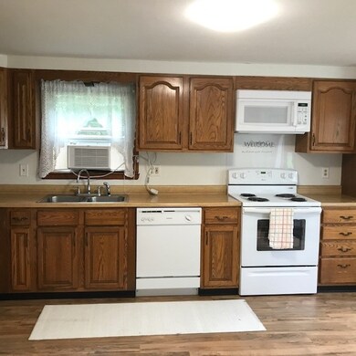 45 Tufts Dr, Nashua, NH 03064 - photo 3