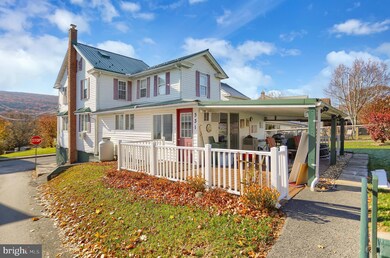 331 Julian St, Williamstown, PA 17098 - photo 3