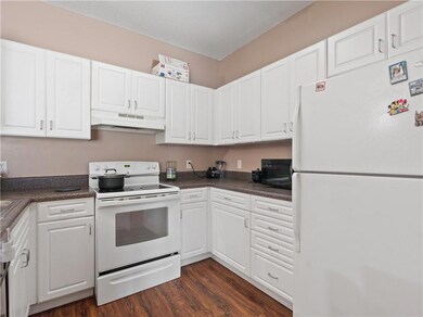 86 Mill St, Woonsocket, RI 02895 - photo 3