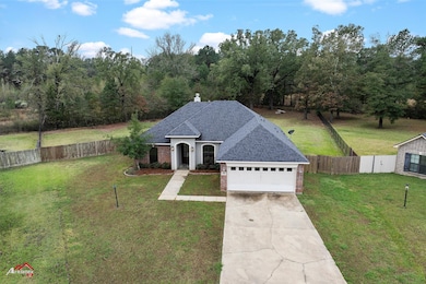 9445 N Pointe Cir, Greenwood, LA 71033 - photo 2