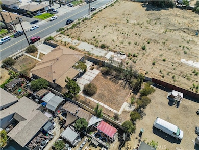 9120 Juniper Ave, Fontana, CA 92335 - photo 5