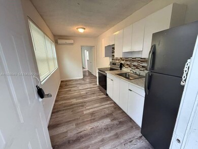 812 NW 26th Ave unit B, Miami, FL 33125 - photo 4