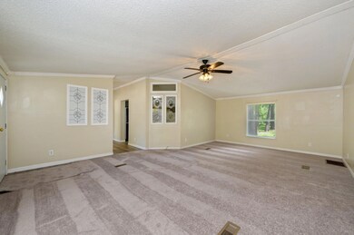 8-web-or-mls-100 Mosley Rd-18