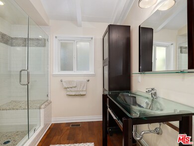 5121 Cerrillos Dr, Woodland Hills, CA 91364 - photo 6