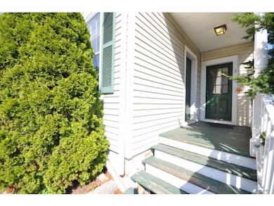 537 Islington St unit 3, Portsmouth, NH 03801 - photo 5