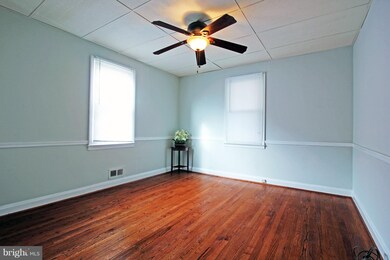 2811 Hoffman Ave, Halethorpe, MD 21227 - photo 3