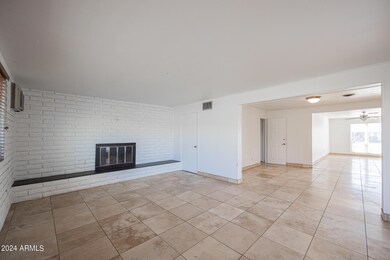 1566 W Lawrence Ln, Phoenix, AZ 85021 - photo 7