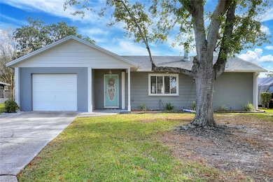 3830 Bent Tree Loop E, Lakeland, FL 33813 - photo 3