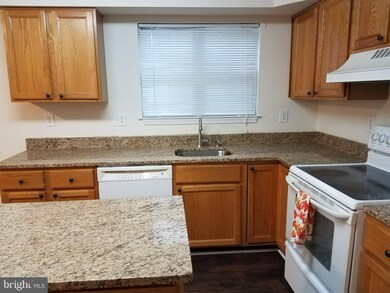 6207 Deep Earth Ln, Columbia, MD 21045 - photo 5