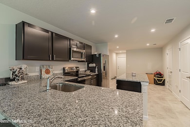 5935 Creekside Crossing Dr, Jacksonville, FL 32210 - photo 5