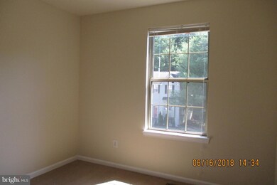 3136 Antrim Cir, Dumfries, VA 22026 - photo 6