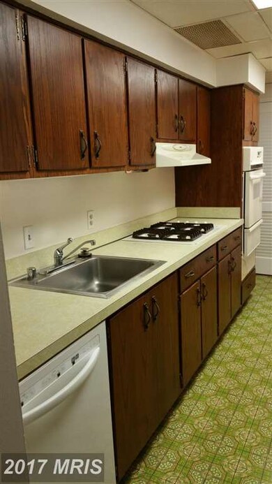 7532 Spring Lake Dr unit A-1, Bethesda, MD 20817 - photo 7