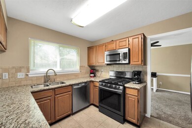 7507 Dogwood Falls Rd, Houston, TX 77095 - photo 7