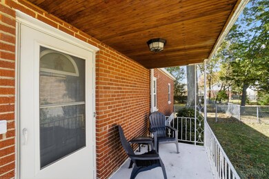 1015 Woodbriar Ln, Cincinnati, OH 45238 - photo 2