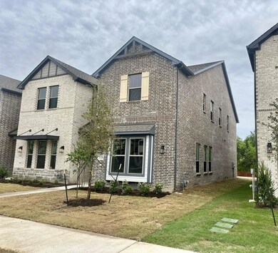 View of front of home featuring a front yard