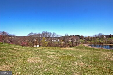 145 Robin Ln, Kunkletown, PA 18058 - photo 3