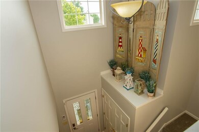 617 West St, Whiteland, IN 46184 - photo 5