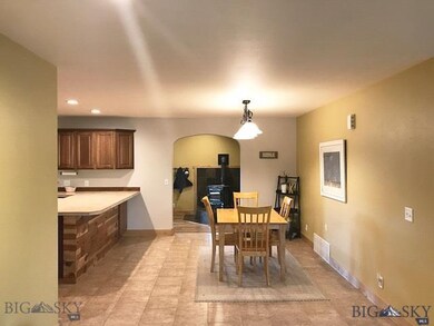 518 E Cedar St, Three Forks, MT 59752 - photo 4