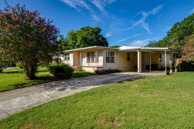 4640 Burgundy Rd N, Jacksonville, FL 32210 - photo 5