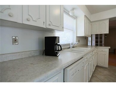 1932 Septiembre Dr, El Paso, TX 79935 - photo 6